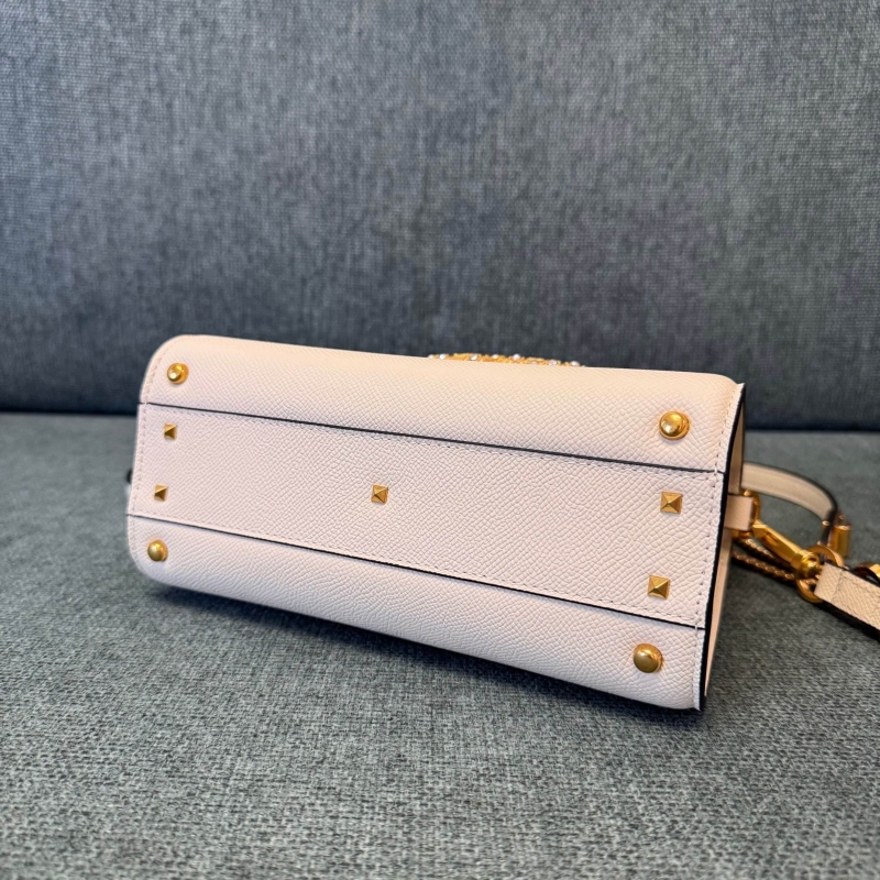 Va1e*ntin0 top handle bag